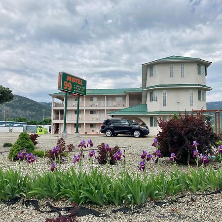 Motel 99 Grand Forks Exterior photo